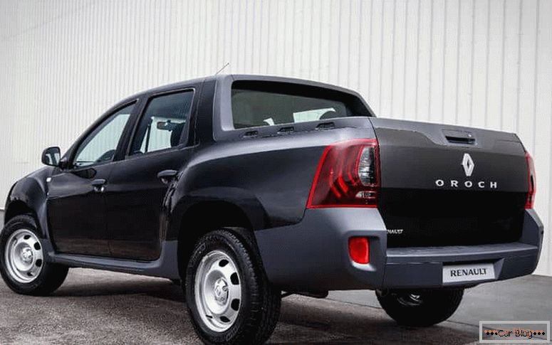 La oficina brasileña de Renault ha lanzado una versión económica del Duster Oroch Express.