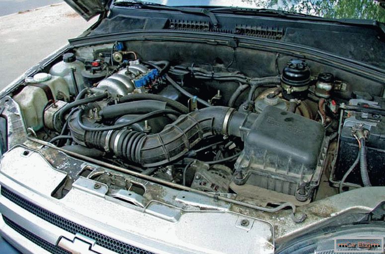 Capacidad del motor Chevrolet Niva.