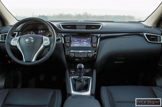 La cabina del coche Nissan Qashqai disfrutará de la comodidad del conductor y los pasajeros.
