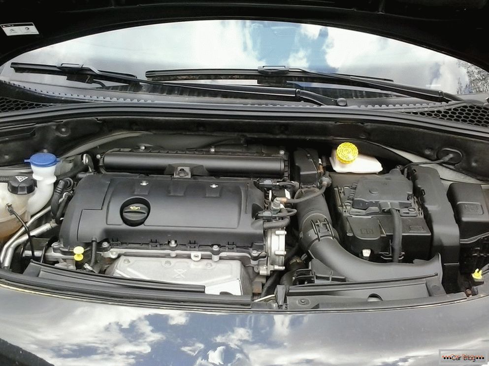 Opel Corsa y Citroen C3 Hatchbacks, tipos de transmisión