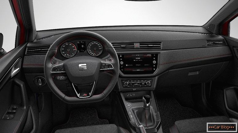 Seat presentó el nuevo crossover subcompacto Seat Arona