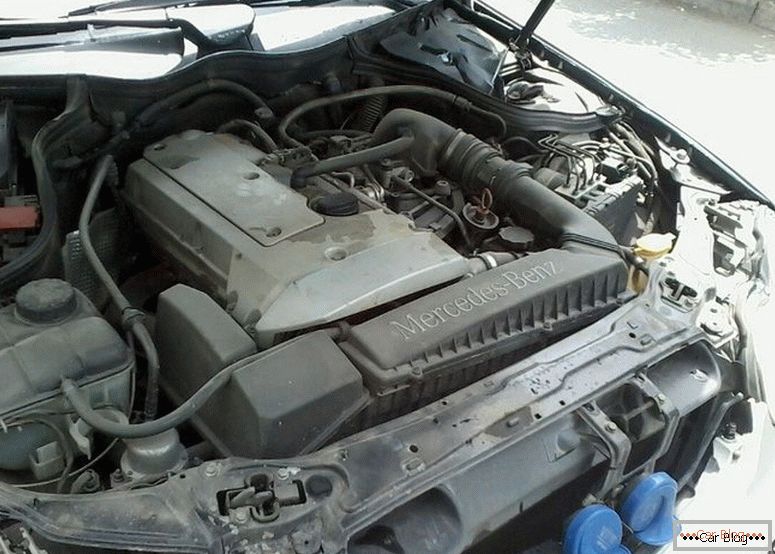 Motor de fotos clase Mercedes-Benz W203 C