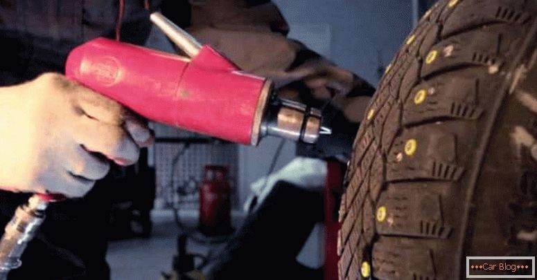 ¿Es posible restaurar los picos de los neumáticos de invierno? Hazlo tú mismo en el garaje