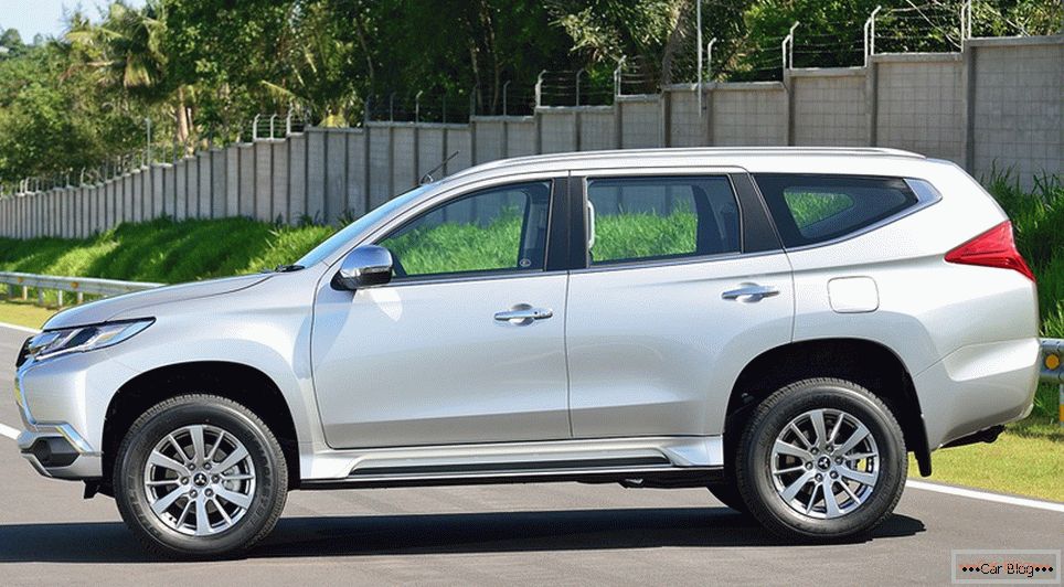 О том, когда Nuevo Mitsubishi Pajero Sport приедет в Россию, японцы скажут в декабре