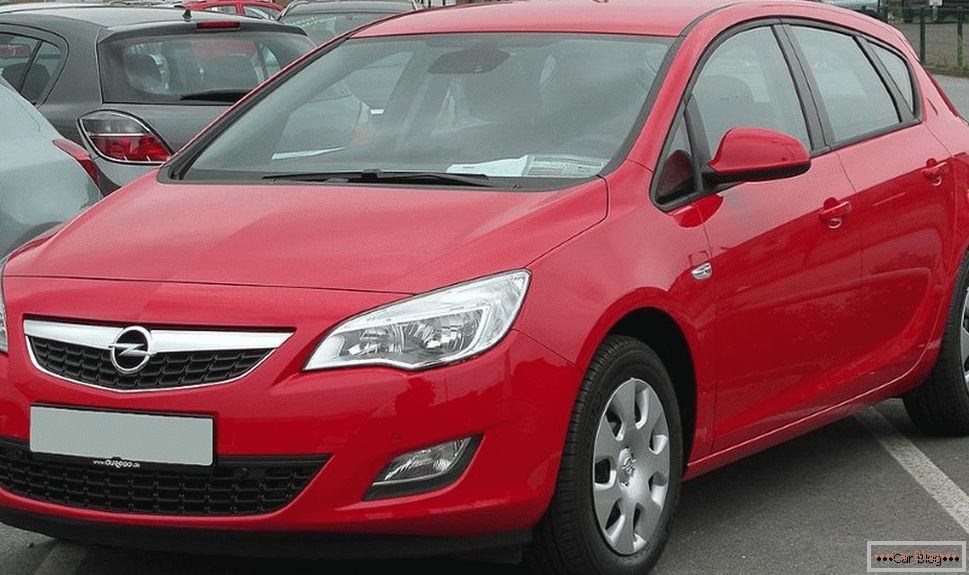 Opel Astra por 500