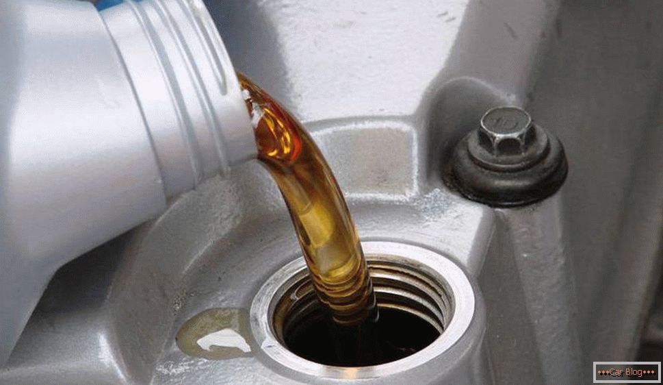 Cómo elegir el aceite de lavado para el motor.
