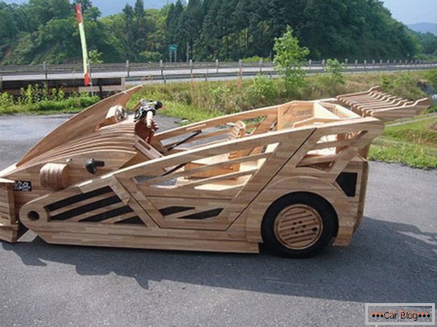 Carro de madera