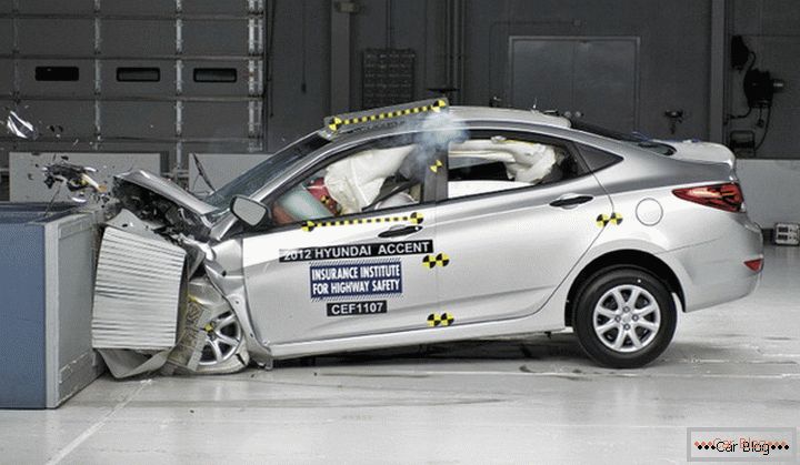 Nueva prueba de choque Hyundai Solaris