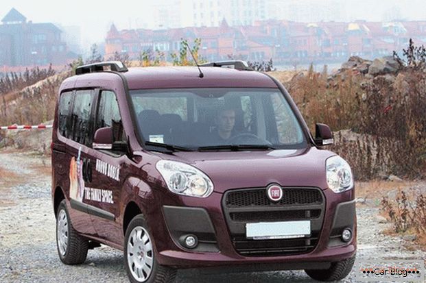 FIAT Doblo Car в пассажирском варианте может быть оснащён 7 сиденьями