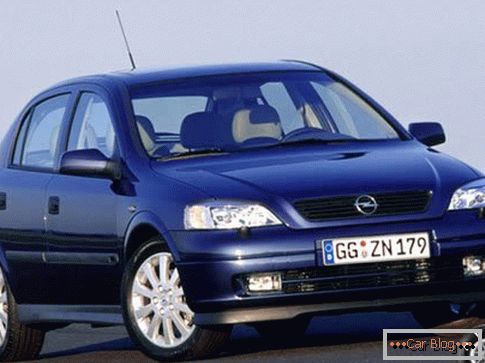 Especificaciones Opel Astra