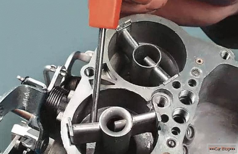 Cómo realizar el ajuste del carburador VAZ 2107